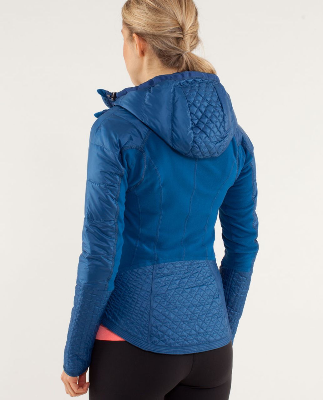 LULULEMON BUNDLE UP JACKET