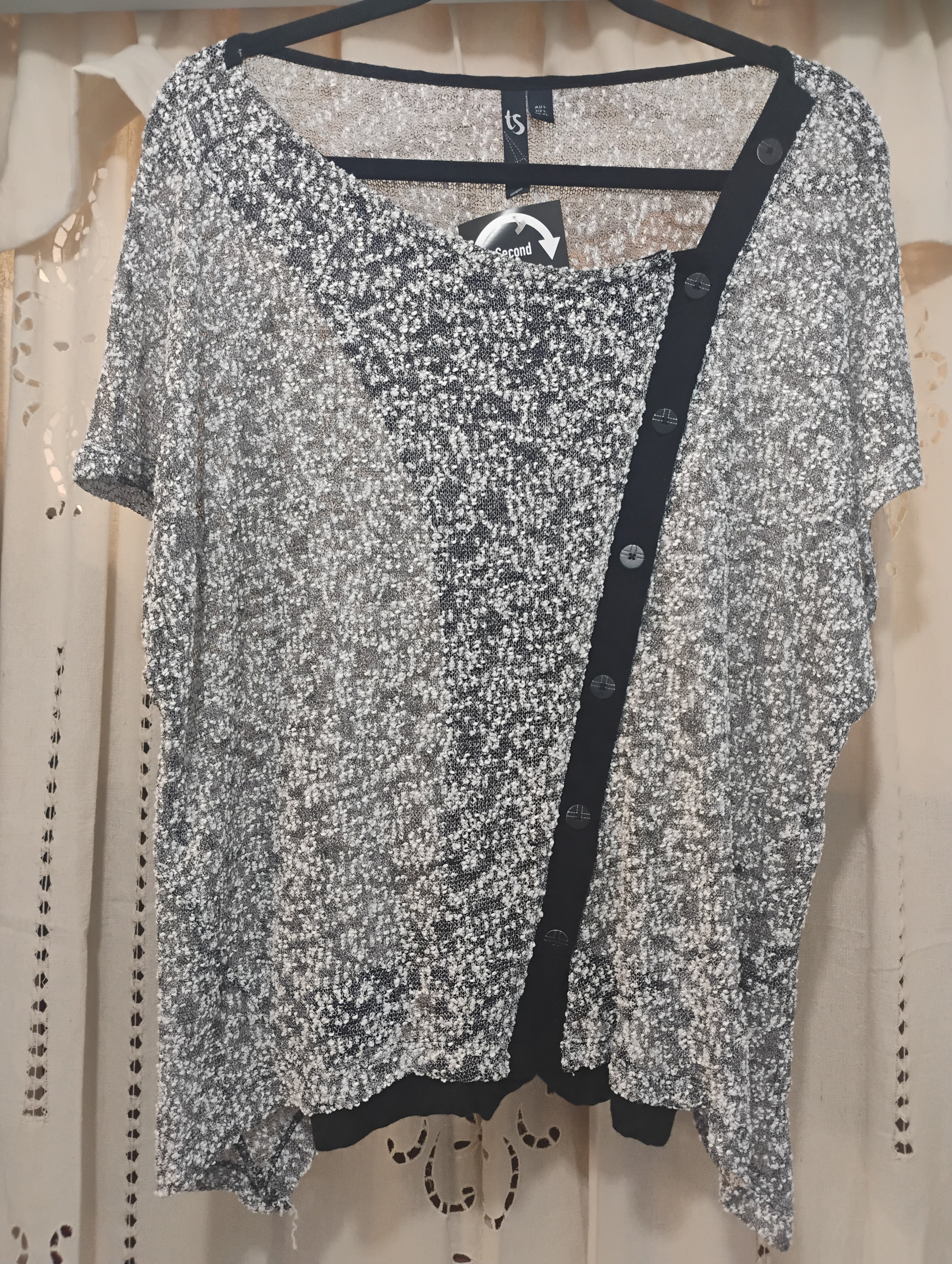 TAKING SHAPE textured top
