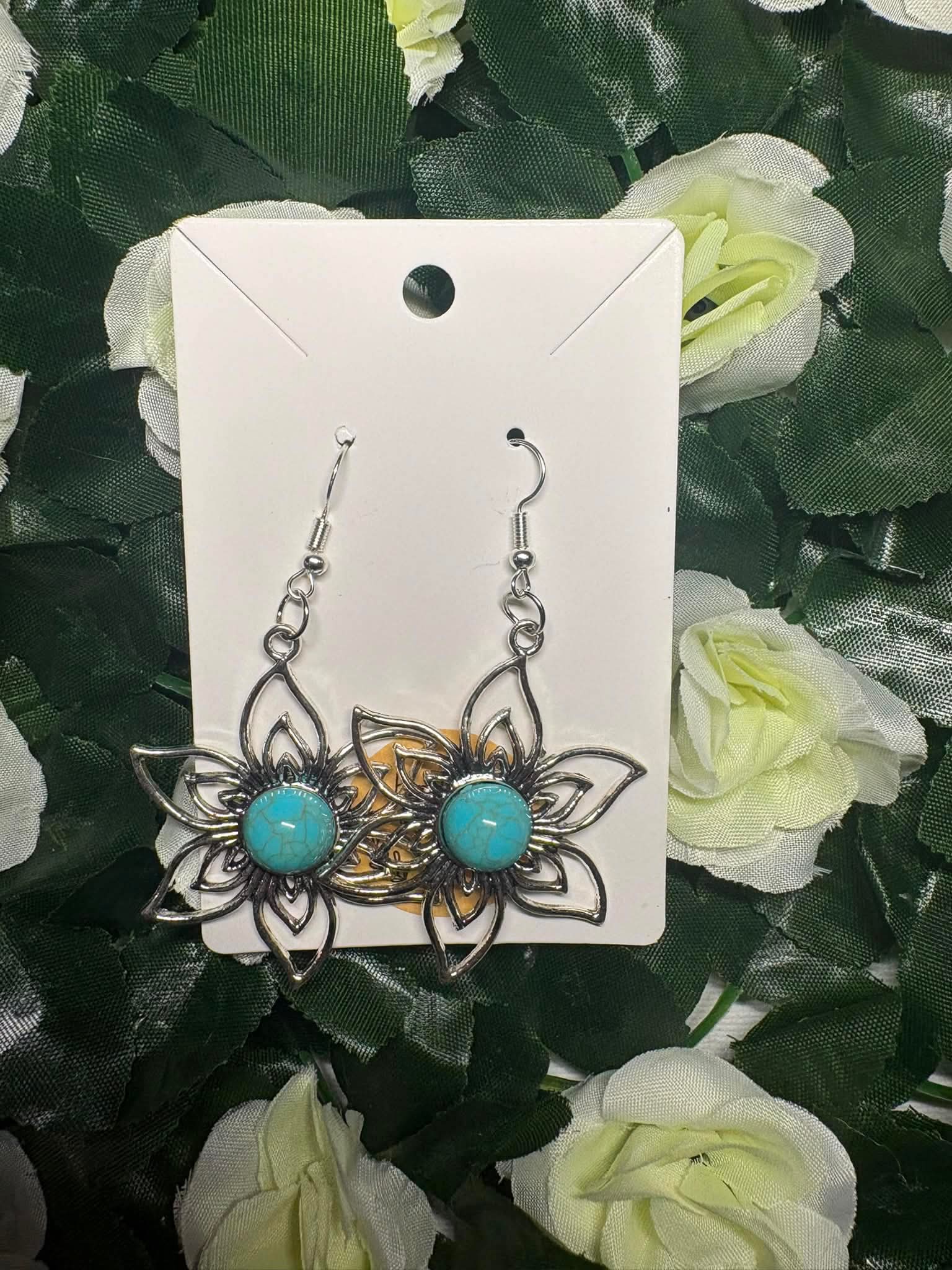 POPPA CREATIONS turquoise flower