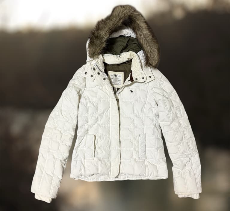 ABERCROMBIE & FITCH