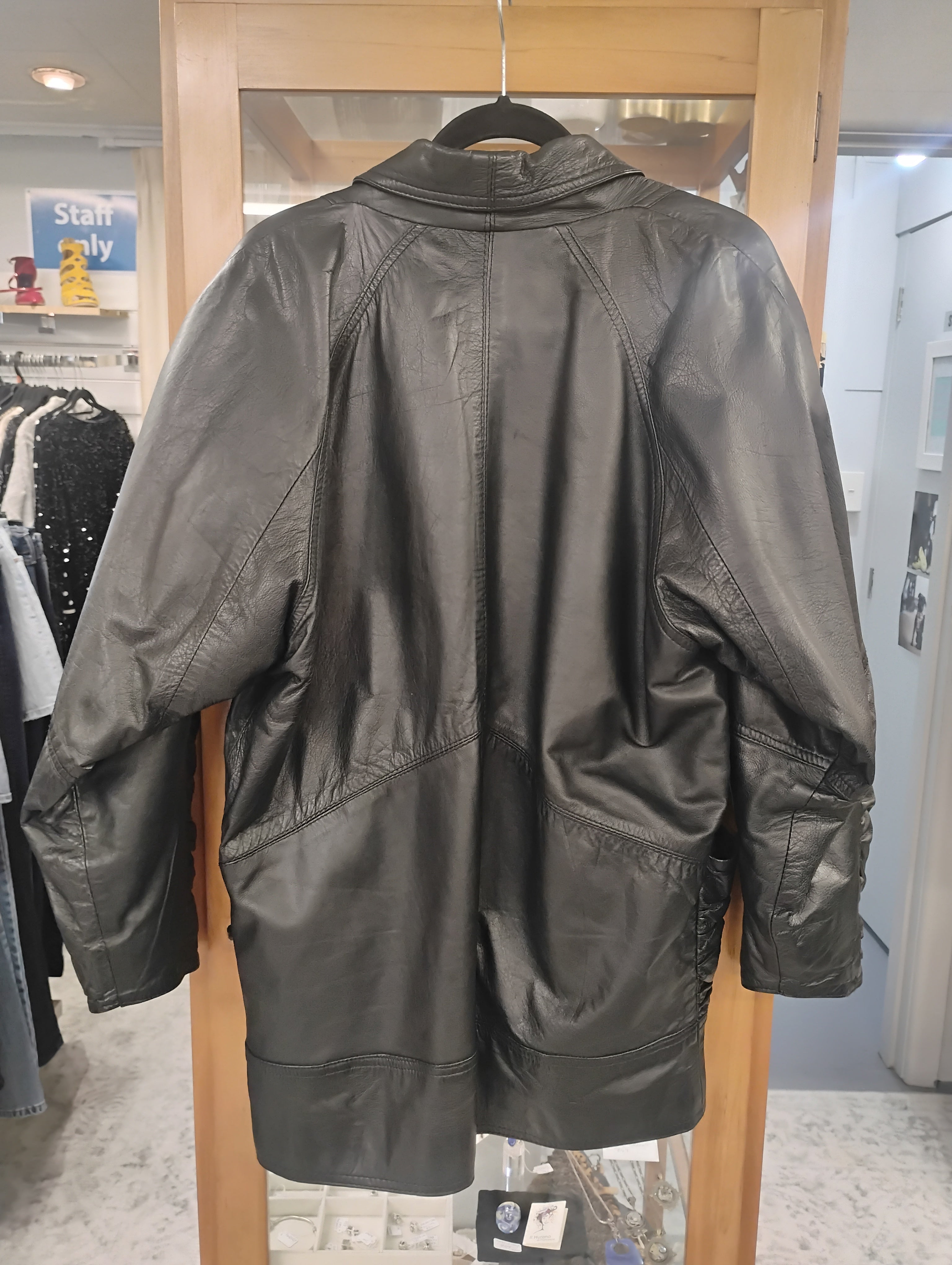 RETRO LEATHER JACKET